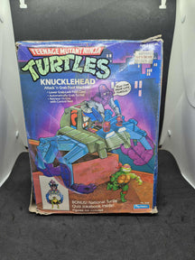 Vintage Teenage Mutant Ninja Turtles Knucklehead Attack n Grab Foot Machine (1988)